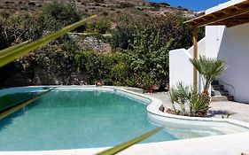 Daphne's Lux Villa